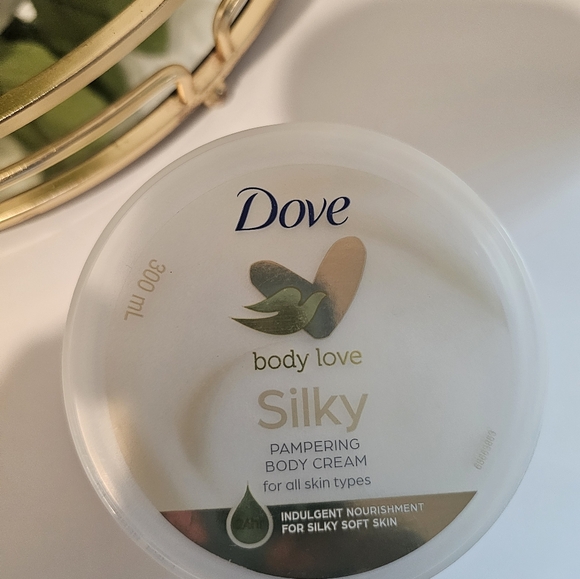 Dove Body Love Silky Body Cream - Picture 2 of 4